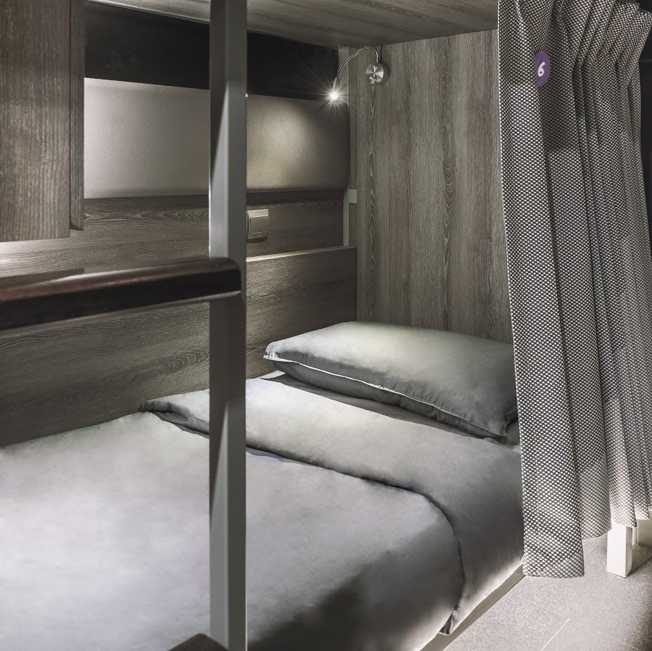 coo hostel bed