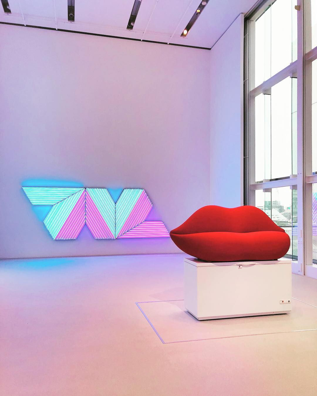free things to do in tokyo japan - LV exhibit