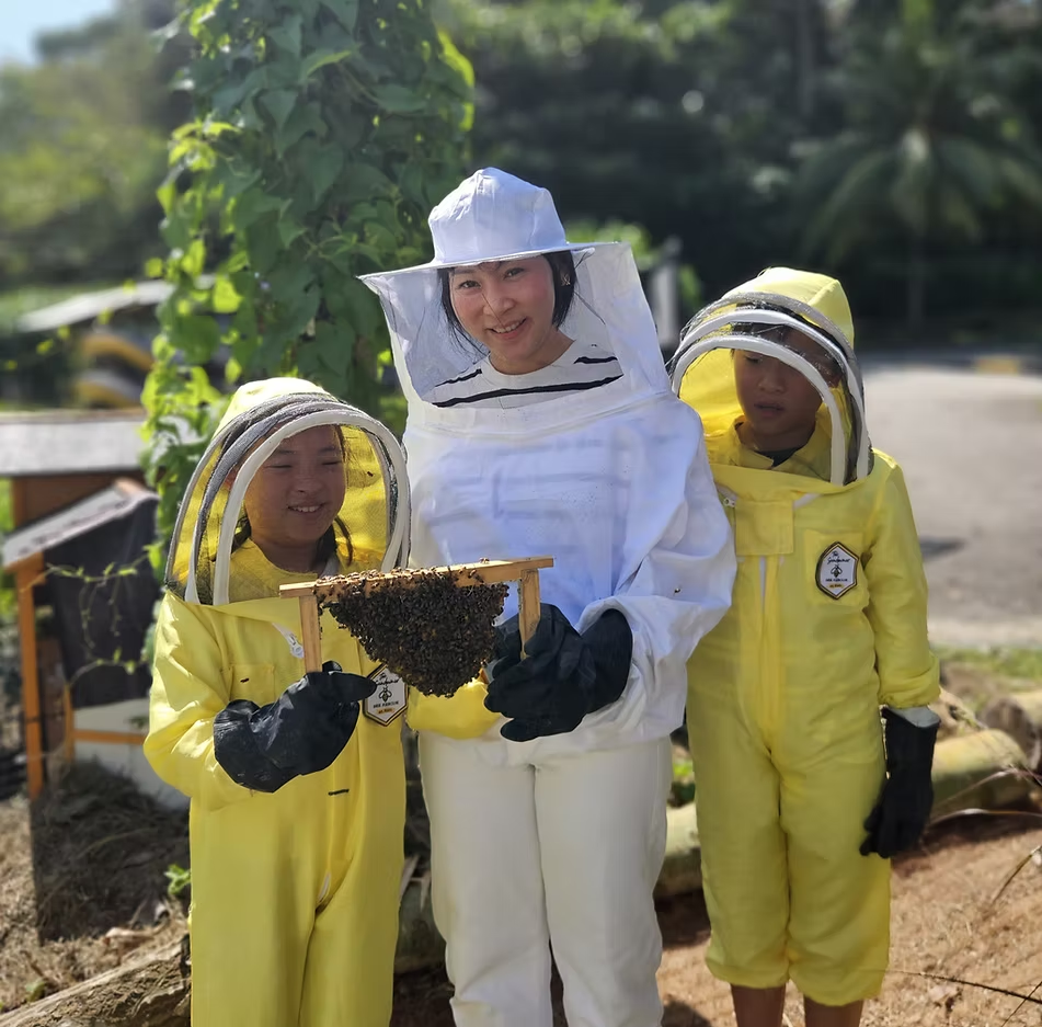 Permaculture Tour with Bees